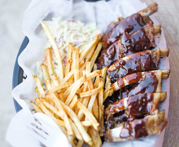 Travers de porc "spécial sauce"