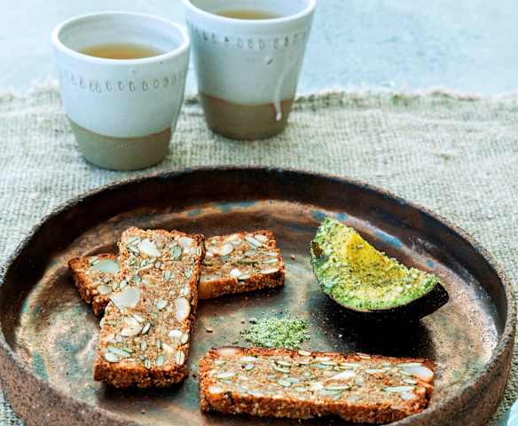 Gwinganna nut and seed bread