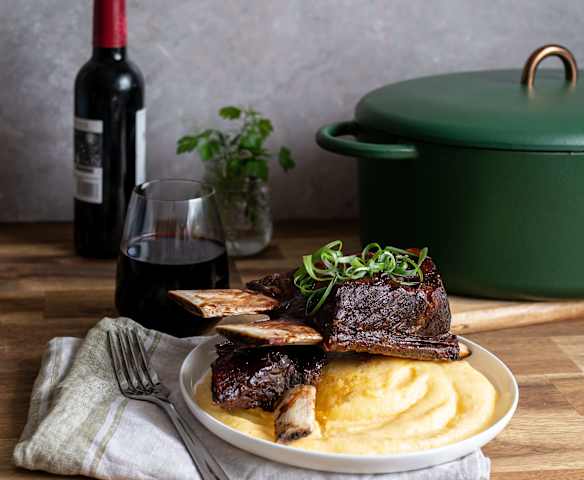 Sweet and spicy beef short ribs with polenta