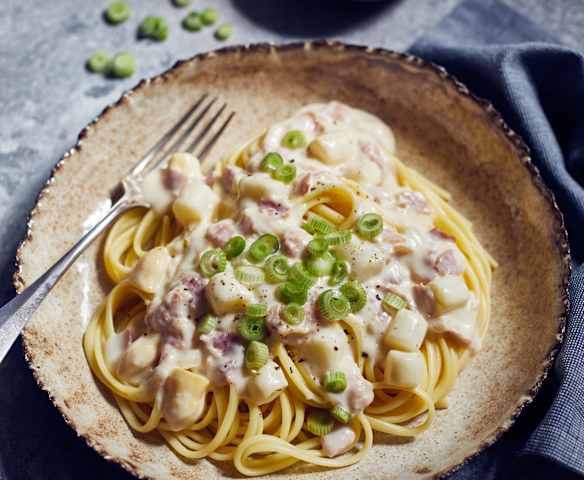 Spargelpasta in Bacon-Sahne-Sauce