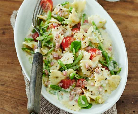 Speck-Bohnen-Nudeln
