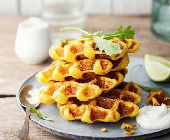 Gaufre au cabillaud et crème fouettée citron vert - sésame