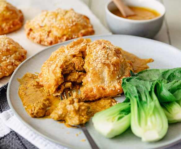 The ultimate chicken curry pie (Mark LaBrooy)