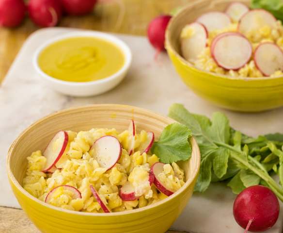 Insalata di cicerchie, ravanelli e vinaigrette alla senape