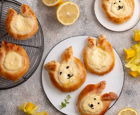 Wielkanocne bułeczki zajączki