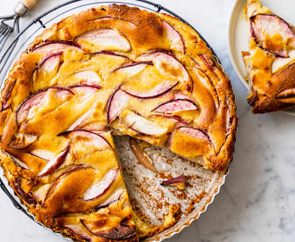 Clafoutis à la pêche, au mascarpone et au citron vert