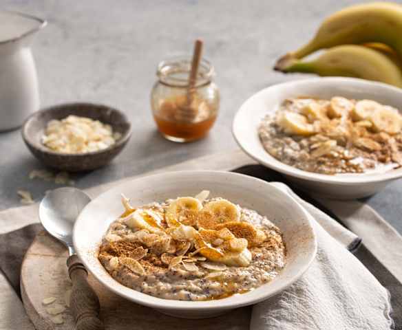 Porridge con banane e miele Porridge con banane e miele