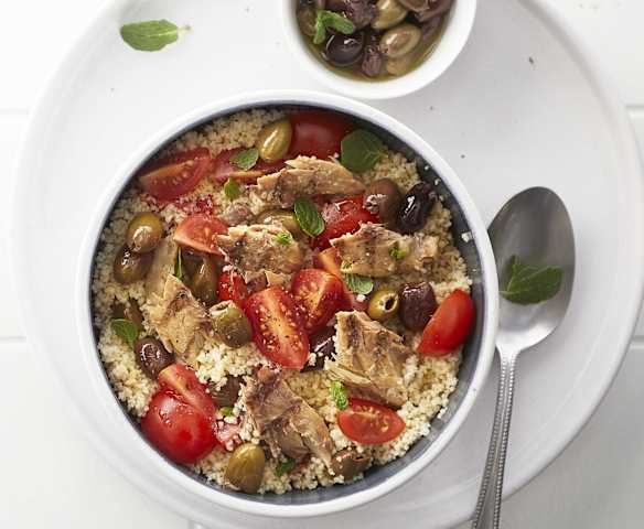 Cous cous con sgombro e olive