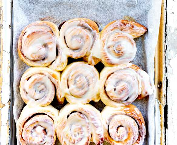 Cinnamon rolls