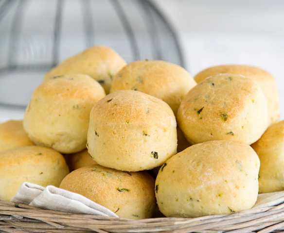 Za'atar bread rolls