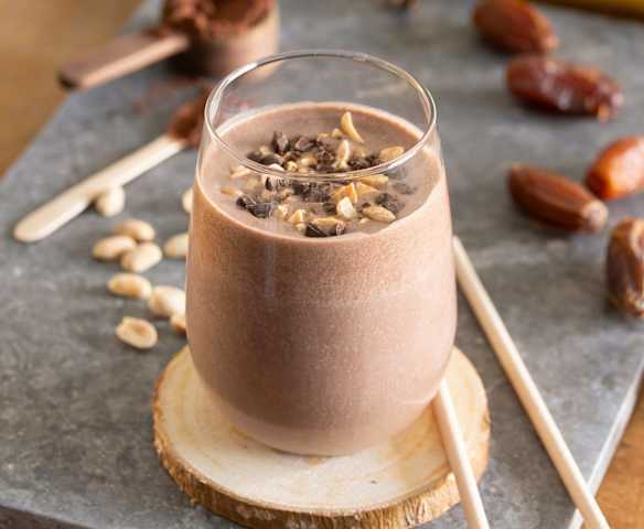 Smoothie di banana e datteri Smoothie di banana e datteri