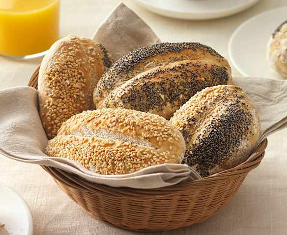 Langsemmerl mit Mohn und Sesam (Übernachtgare)