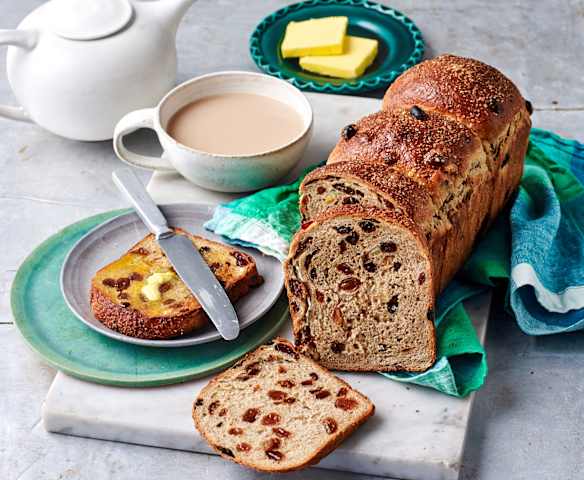 Spiced fruit loaf