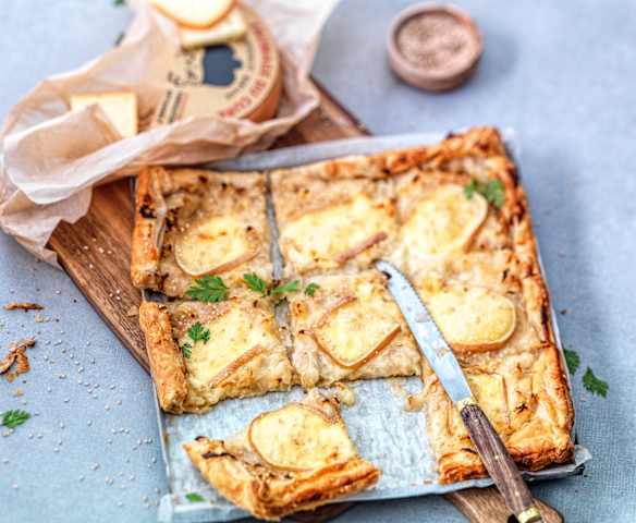 Tarte aux oignons et curé nantais Tarte aux oignons et curé nantais