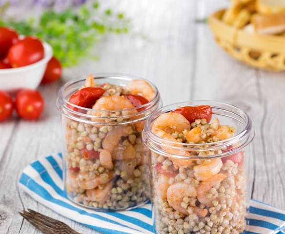 Insalata di grano saraceno e gamberetti