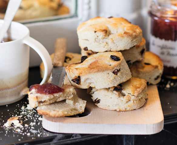 Scones aux raisins et aux fruits secs