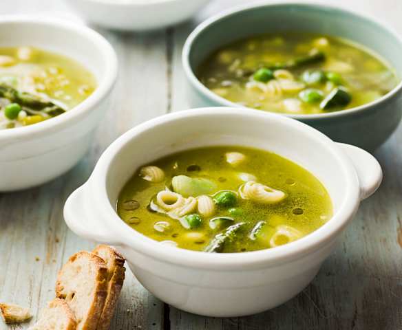 Minestrone de légumes verts