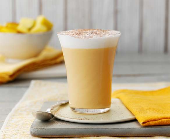 Koktajl z mango i truskawek