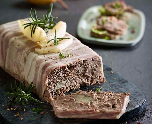 Játrová paštika s nakládanou hruškou