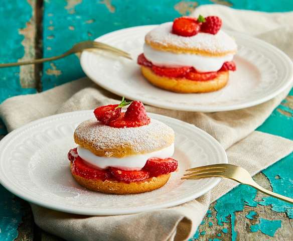 Bisquick strawberry shortcake