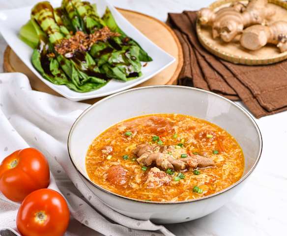 清蒸小白菜,鸡肉番茄蛋花汤 清蒸小白菜,鸡肉番茄蛋花汤