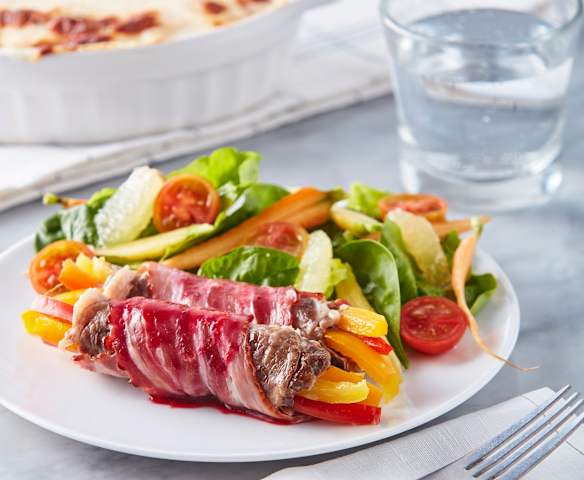 Rollos de rib eye con gratinado de papas