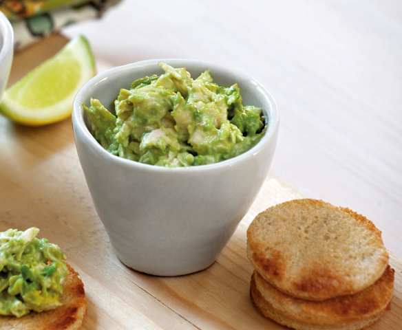 Consomé y pollo desmenuzado (Rápido)