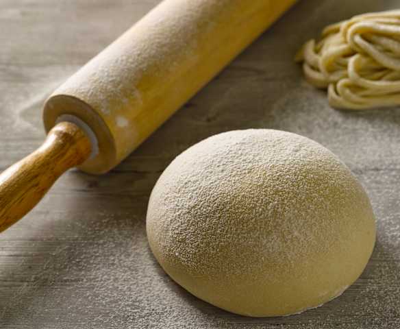 手擀面面团
