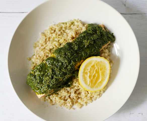 香草蒸三文鱼配米饭