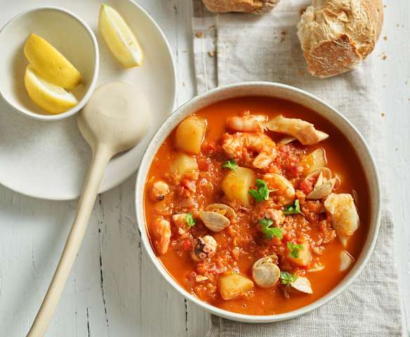 Guisado de peixe e marisco Guisado de peixe e marisco