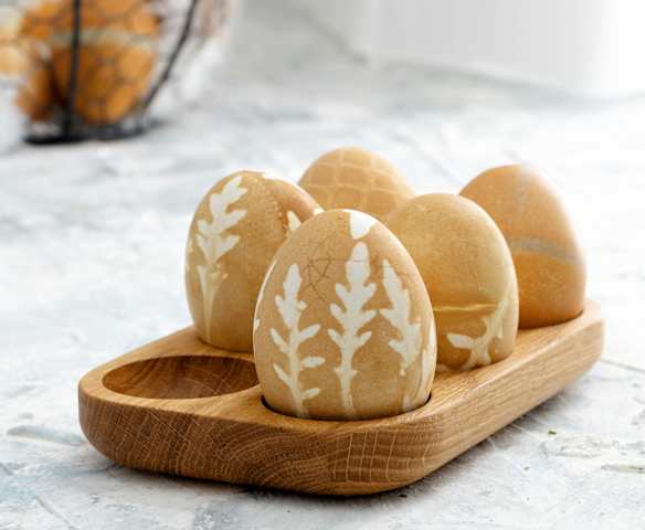 Œufs de couleur orange