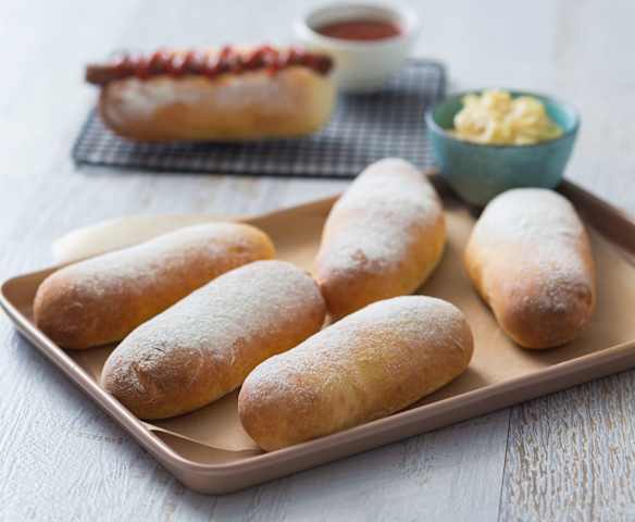 Hot dog rolls