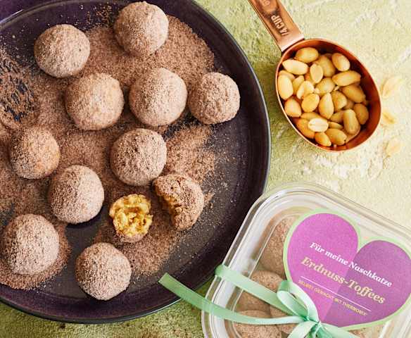 Erdnuss-Toffee-Kugeln