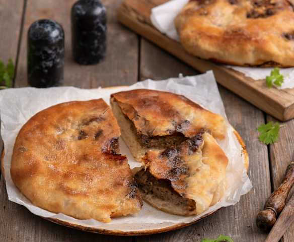 Gruzińskie placki z mięsem (kubdari)