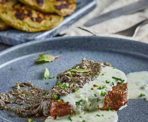 Filete de res con dos salsas