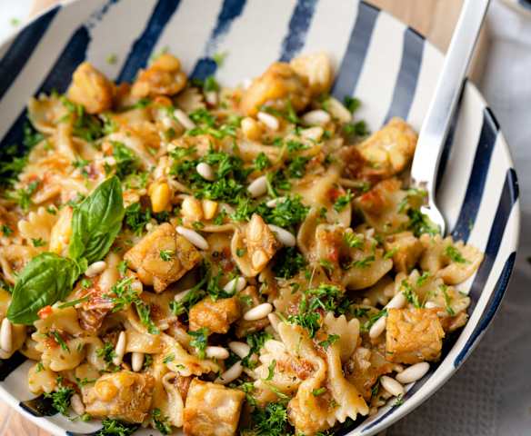 Pâtes aux tomates séchées avec tempeh