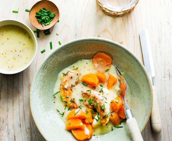 Poulet à la crème et à la moutarde