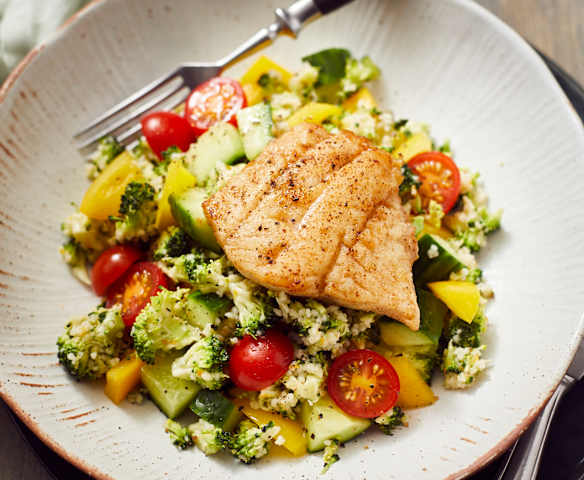 Orangen-Brokkoli-Couscous mit Seelachs