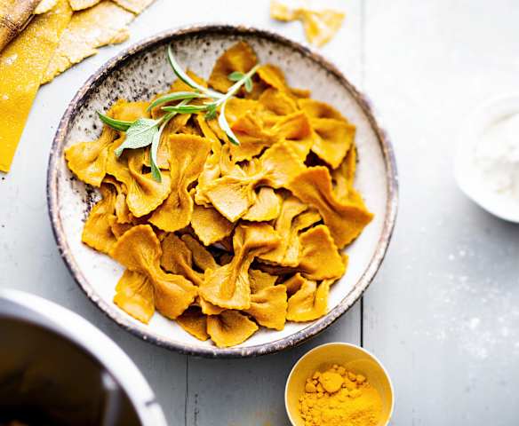 Pâtes fraîches jaunes