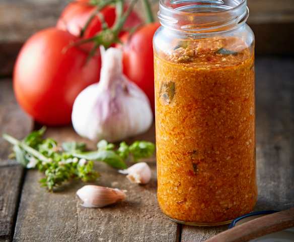 Salsa de ajo italiano y jitomate