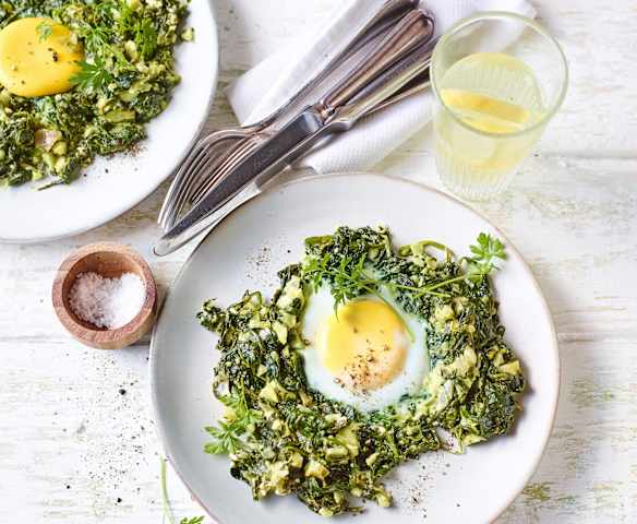Feta-Spinat mit Spiegelei