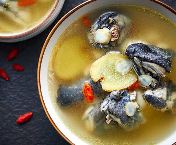 乌鸡人参当归汤