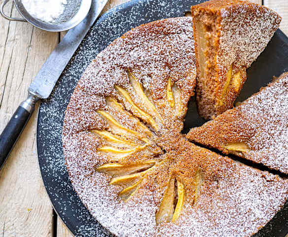 Gâteau à la crème de marrons et poires Gâteau à la crème de marrons et poires
