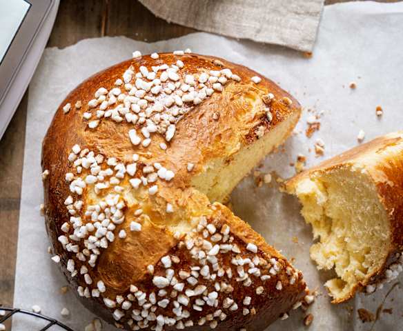 Mouna à l'orange, citron et fleur d'oranger