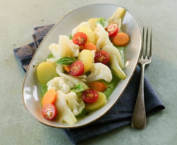 Karfiol mit grüner Mandelsauce