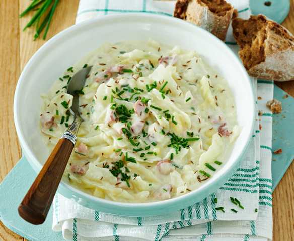 Weißkohl-Kartoffel-Eintopf mit Kümmel Weißkohl-Kartoffel-Eintopf mit Kümmel