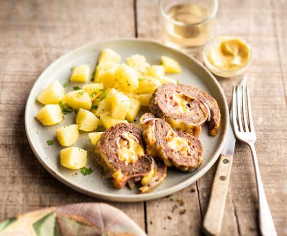 Rocambole de carne (Roulé de bœuf haché)