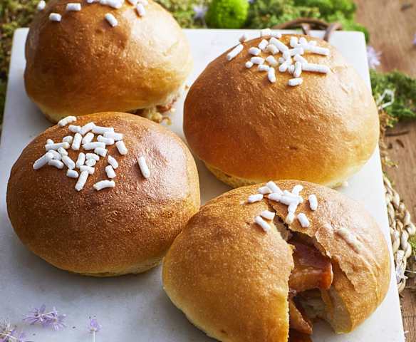 Brioches ripiene alle mele Brioches ripiene alle mele