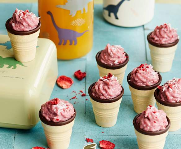 Erdbeer-Kokos-Becher