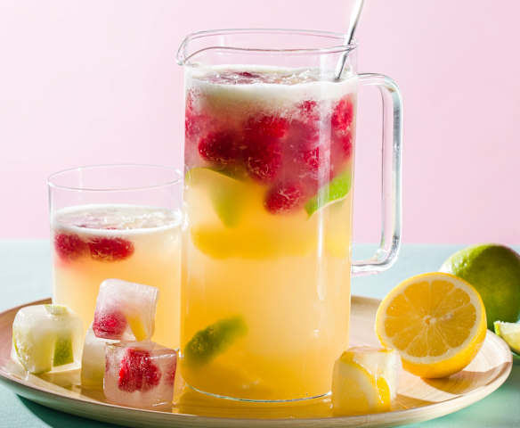 Mocktail de lima-limón y frambuesas